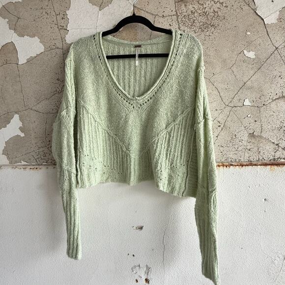 Free People Sweaters - Free People V Neck Cropped Pullover Textured Knit Sweater Light Sage Green